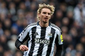 希勒：紐卡球迷已愛上沃爾特馬德，他更像9號半或10號球員