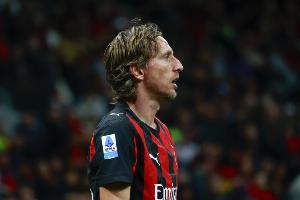 傾其所有！40歲魔笛全場觸球121次送助攻，意甲8輪有6輪踢滿全場