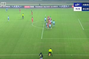 越位位置干擾防守！20歲張璦暉打入生涯處子球，邊裁果斷示意越位