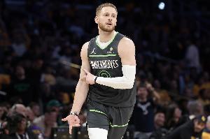 中規(guī)中矩！迪文岑佐8投4中&三分7中3得到13分4助2斷