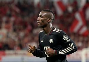 德媒預(yù)測拜仁vs門興首發(fā)：杰克遜突前，凱恩、迪亞斯、卡爾首發(fā)