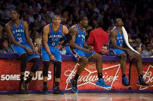 帕金斯：因做報道我失去KD威少老詹等好友 后者生氣我談?wù)摬祭誓? >
                                        </div>
                                    </div>
                                                                        <div   id=