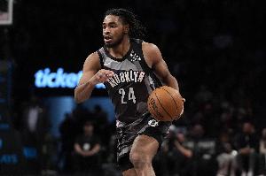 新一代空砍達(dá)人！卡梅隆-托馬斯24投12中砍下33分9助攻