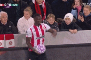 利物浦第5分鐘丟球！小蜜蜂大力手拋球，瓦塔拉凌空勾射破門