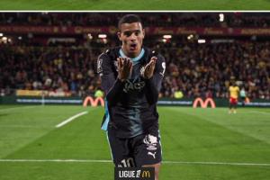 這射術(shù)??格林伍德弧頂不停球搓射死角，開季各賽事12場8球4助