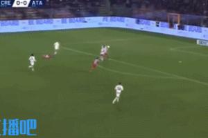 逼平亞特蘭大！38歲瓦爾迪補(bǔ)射打進(jìn)意甲生涯首球，連續(xù)空翻慶祝