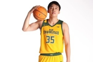 加油！王俊杰曬舊金山大學(xué)NCAA新賽季定妝照：大三了