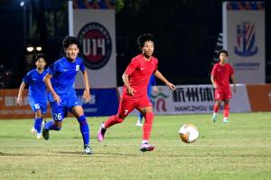 足球報(bào)談“錢潮杯”邀請(qǐng)賽：聚焦高質(zhì)量賽事 助力國(guó)字號(hào)隊(duì)伍