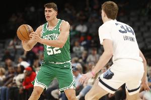 上一場因腦震蕩保護協(xié)議沒打！加爾扎稍晚的比賽大概率可以出戰(zhàn)