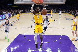 攻防積極！艾頓半場7中6高效拿下13分4板2助1斷1帽