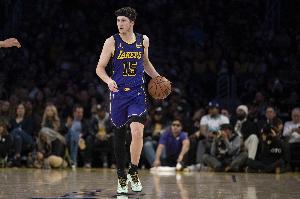 里夫斯：高中時(shí)曾在一場(chǎng)三加時(shí)的比賽中拿到73分