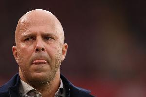 卡拉格：利物浦正處于危機(jī)時(shí)刻，需要加強(qiáng)身體對(duì)抗能力