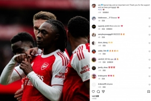 面對(duì)舊主打進(jìn)制勝球，埃澤社媒曬照：在特殊的一天取得重要?jiǎng)倮? >
                                        </div>
                                    </div>
                                                                        <div   id=