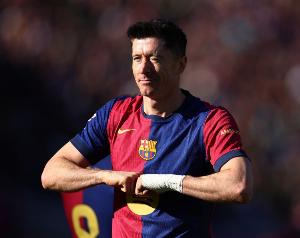 已傷缺2周！每體：萊萬已恢復(fù)團(tuán)隊(duì)訓(xùn)練，目標(biāo)本周出戰(zhàn)埃爾切