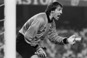 R.I.P. 瓦倫西亞傳奇門將奧喬托雷納去世，享年64歲