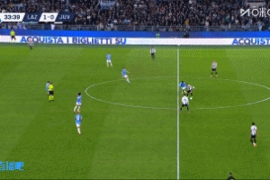 坎比亞索直塞，戴維單刀機會小角度射門被撲