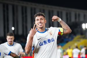 真大腿！克雷桑登陸中超后參與進(jìn)球80個(gè)，僅次于武磊