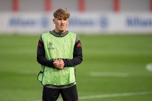 凱恩：卡爾很有潛力，如果持續(xù)這種表現(xiàn)他就有機(jī)會(huì)參加世界杯