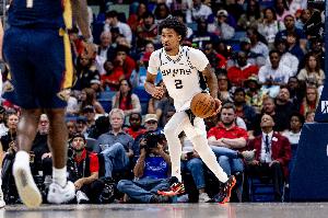 言簡意賅！文班亞馬談球隊丟掉26分領(lǐng)先后恢復過來的原因：哈珀