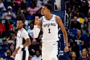 名記：唯一能阻止文班亞馬贏得MVP的因素可能就是打不滿65場(chǎng)