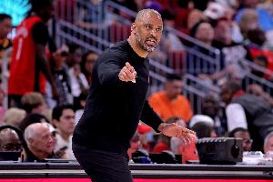 變陣后會(huì)觀察幾場還是打一場就換回來？烏度卡：逐場進(jìn)行評(píng)估