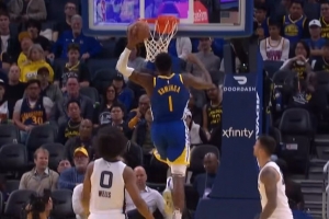 直搗黃龍！庫明加借掩護殺到籃下單臂劈扣