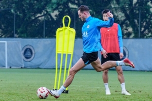 炮彈出膛??百步穿楊