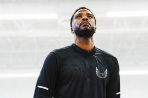 還沒查清！馬利克-比斯利：合同沒了 代言沒了 但我現(xiàn)在只想打球