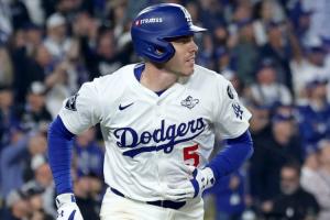 7小時鏖戰(zhàn)！1場頂2場！MLB世界大賽現(xiàn)歷史級加時 恩比德都看累了