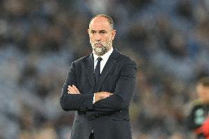 記者：科莫利認(rèn)為圖多爾戰(zhàn)績未達(dá)標(biāo)、新援未融入、失去對球隊掌控