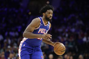 小莫里斯：恩比德訓練不刻苦但仍表現(xiàn)出色 砍70分那場壓根沒熱身