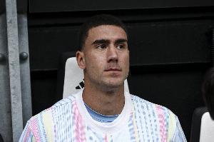 英媒：尤文準(zhǔn)備冬窗2000萬(wàn)鎊出售弗拉霍維奇，熱刺等隊(duì)對(duì)他有意