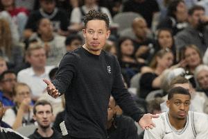 回來了！馬刺后小卡時(shí)代首次開季4勝0負(fù) 追平隊(duì)史紀(jì)錄