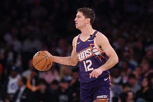 純控衛(wèi)已在陣中！吉萊斯皮13中5得15分3板12助 正負值+19仍輸球