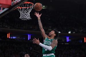 馬祖拉：要挖掘安芬尼-西蒙斯更多潛力 這需要他和教練共同努力