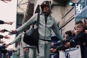 烏龍??太陽(yáng)報(bào)：加納喬周末戴著老板旗下棒球隊(duì)勁敵的帽子入場(chǎng)