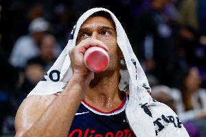 腳步太緩慢！大洛替補19分鐘 6中1&三分4中0僅拿3分2板