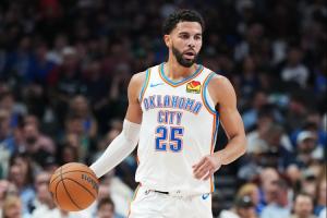 雷霆又打出來一個(gè)！二年級(jí)米切爾替補(bǔ)場(chǎng)均18.2分3.8板3助1.2斷