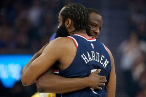 貝弗利：哈登從未缺席季后賽 不可以說追夢垃圾也是因?yàn)樗苴A球