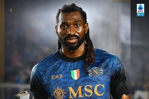 頭槌制勝！意甲官方：安古伊薩當(dāng)選那不勒斯vs萊切全場(chǎng)最佳