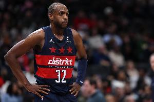 佛伯樂給我嚴(yán)查！奇才剩6秒直接長傳前場 完成失誤自殺！