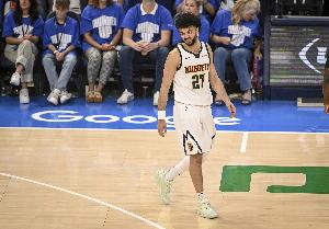 手有點涼啊！穆雷半場9投僅2中&三分4投全鐵得6分 另有2板1助