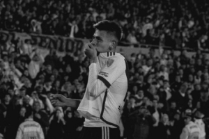 奧萊報：滕哈赫突然下課后，埃切維里在勒沃庫森逐漸被邊緣化