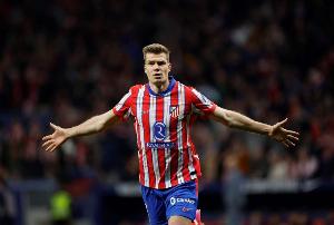 馬卡：瑟爾洛特持續(xù)低迷，他在冬窗前的表現(xiàn)將決定他在馬競的未來