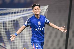 滬媒：申花戰(zhàn)深圳蔣圣龍將復出，薛慶浩缺席今天訓練