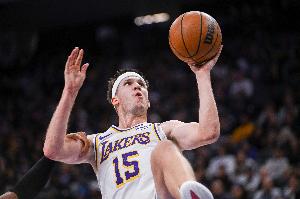 落選秀→最強(qiáng)三當(dāng)家！3次絕殺&本季1394萬(wàn) 里夫斯未來(lái)該拿多少？