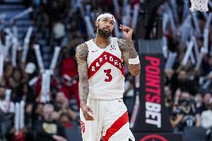 狀態(tài)火熱！英格拉姆半場(chǎng)9中7&三分3中2拿到18分&填滿數(shù)據(jù)欄