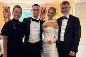 家有四女一男！太陽報：曼聯(lián)傳奇羅伊-基恩參加兒子的婚禮