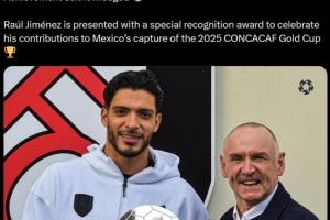 帶墨西哥贏得金杯賽！官方：34歲中鋒希門(mén)尼斯獲PFA特別表彰獎(jiǎng)