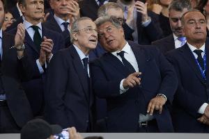 每體：皇馬幫了巴薩卻遭背叛，老佛爺和拉波爾塔關(guān)系惡化